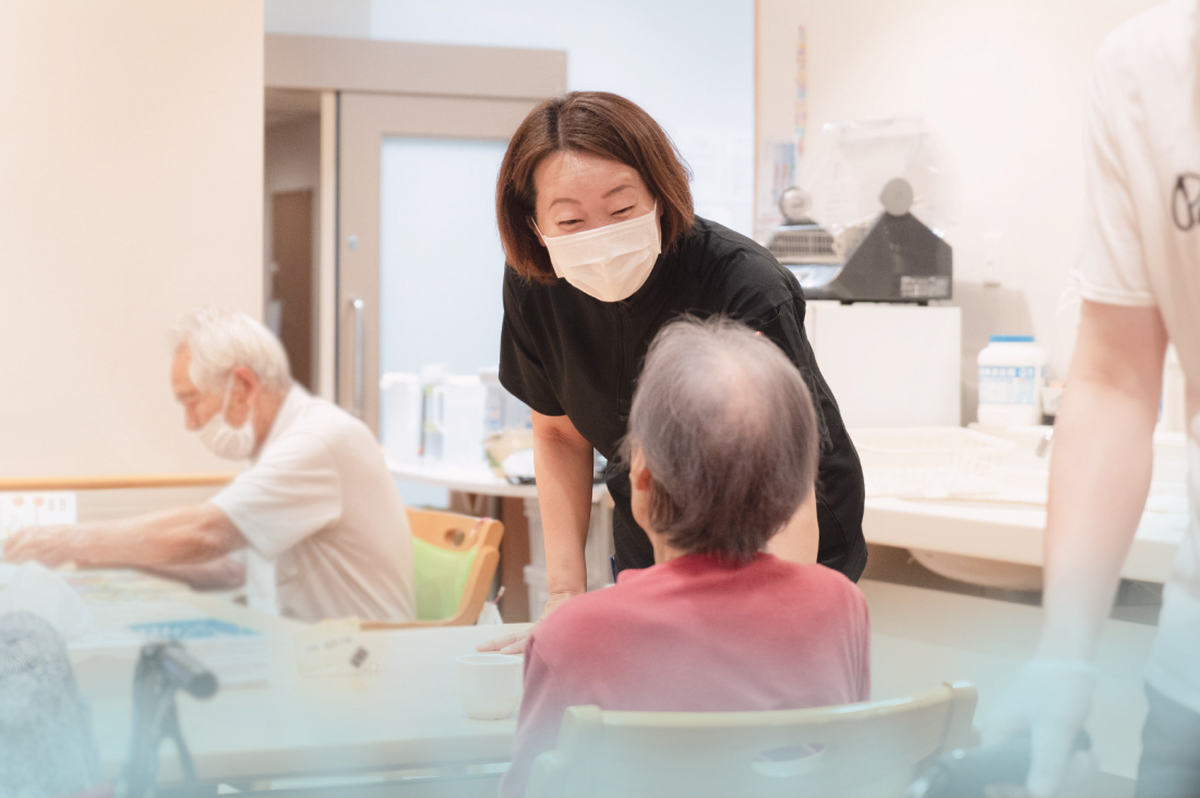 入居者さまと職員3